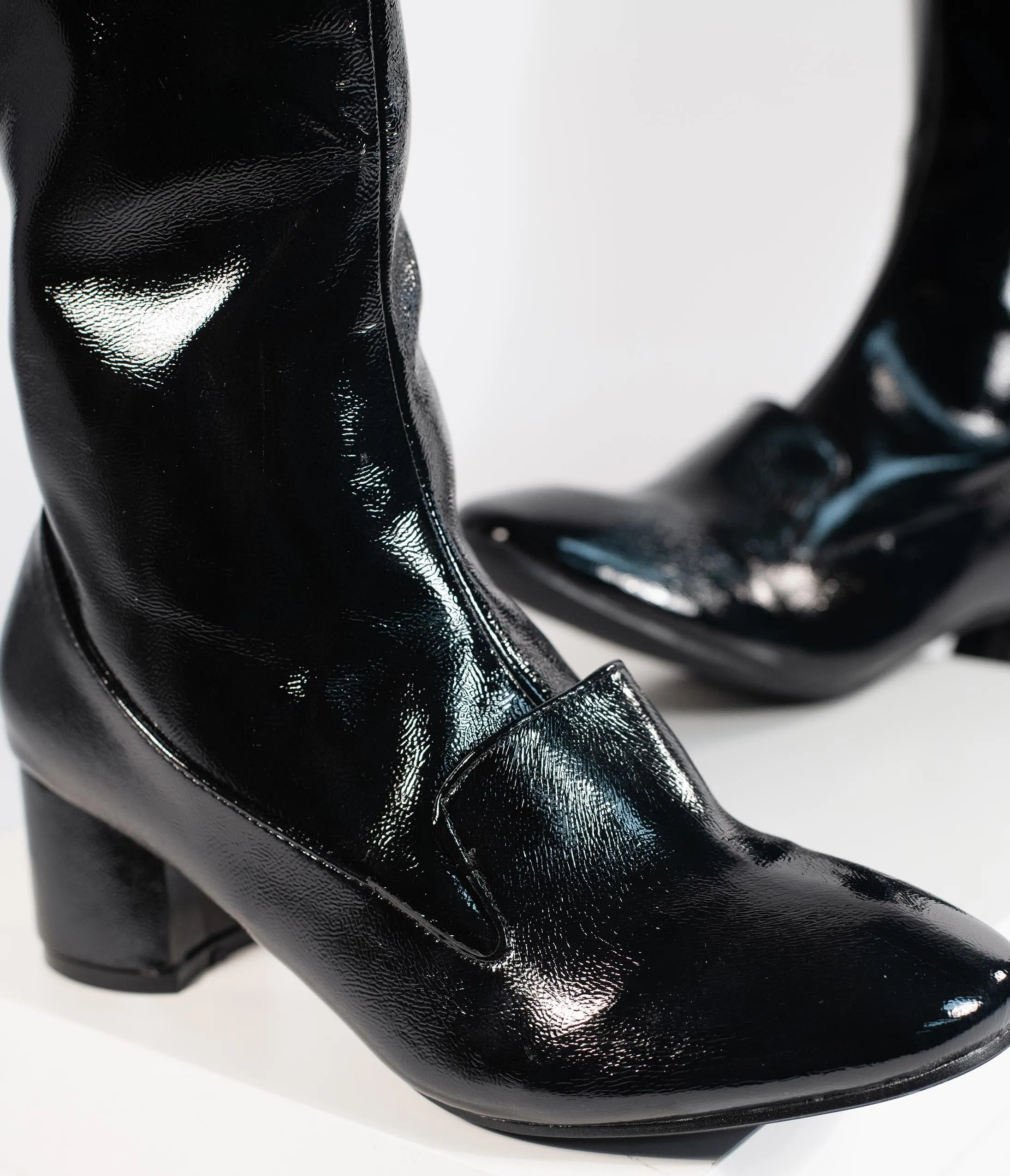 1960s Style Black Patent Leatherette Block Heel Modernist Boots