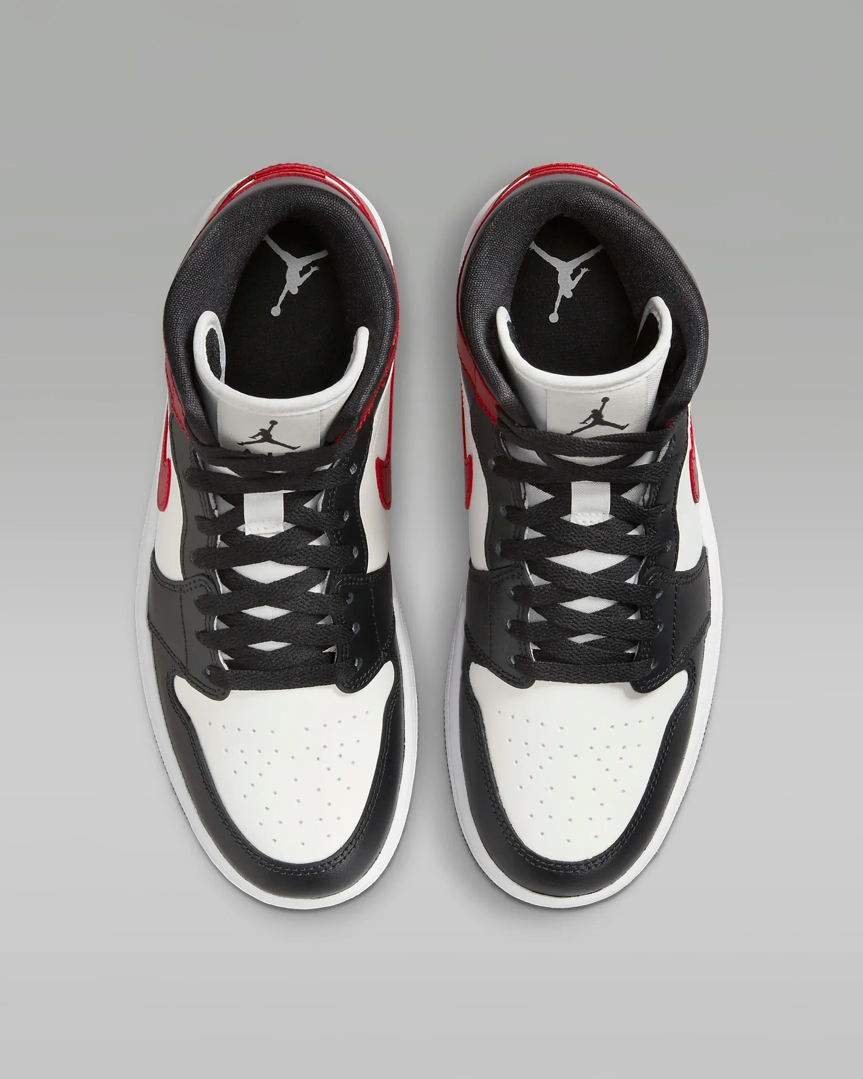 Air Jordan 1 Mid Shoes