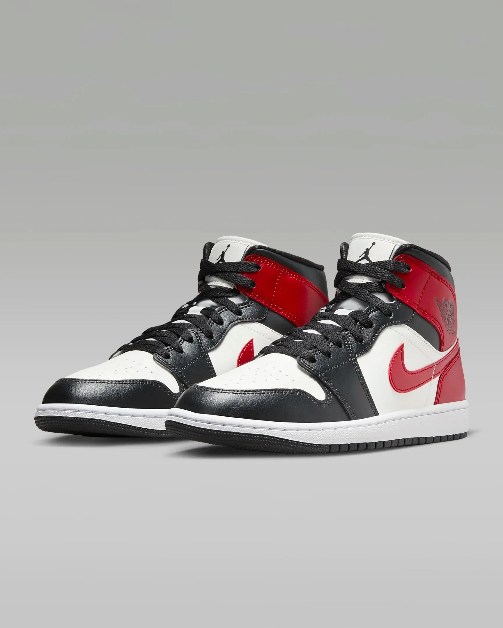 Air Jordan 1 Mid Shoes