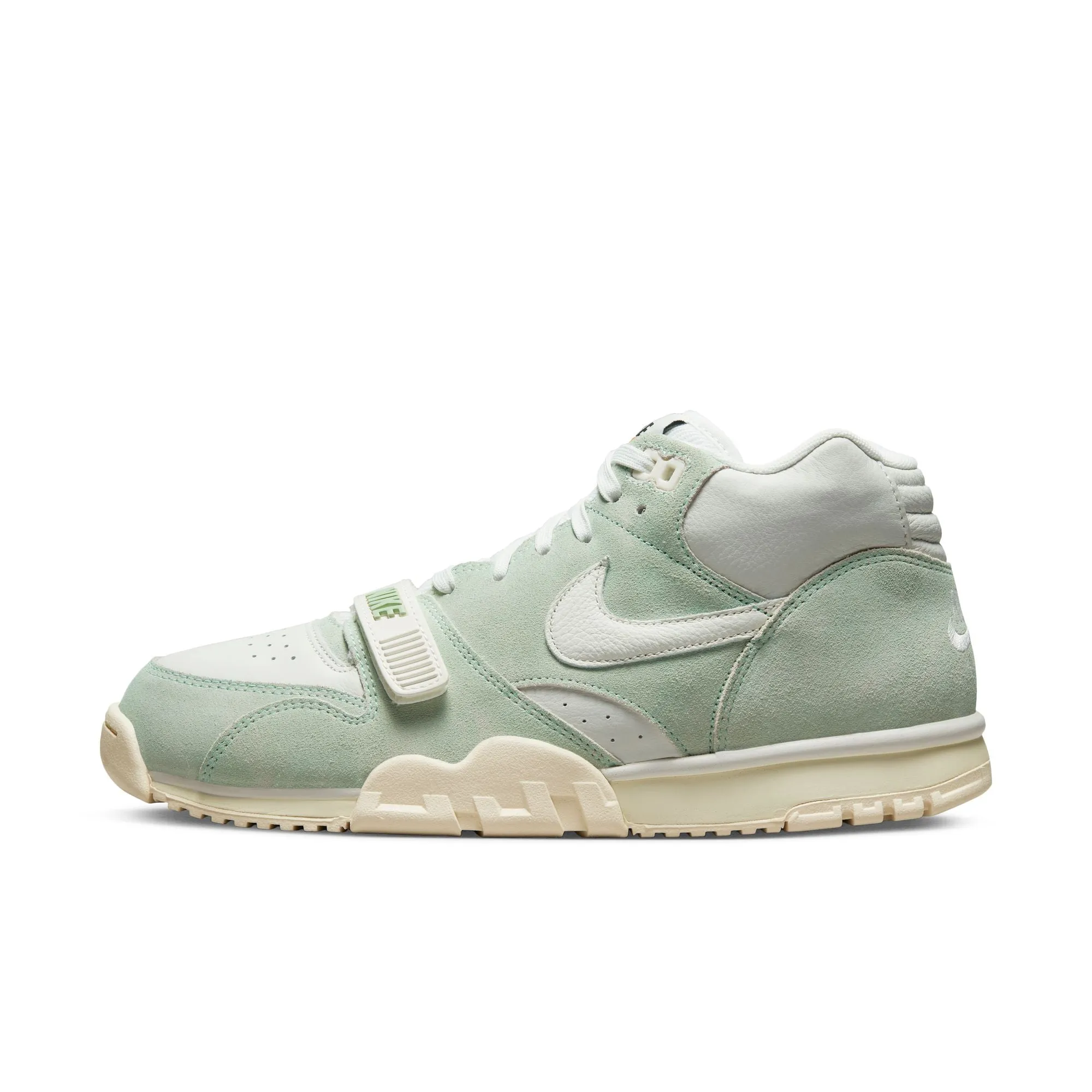 Air Trainer 1