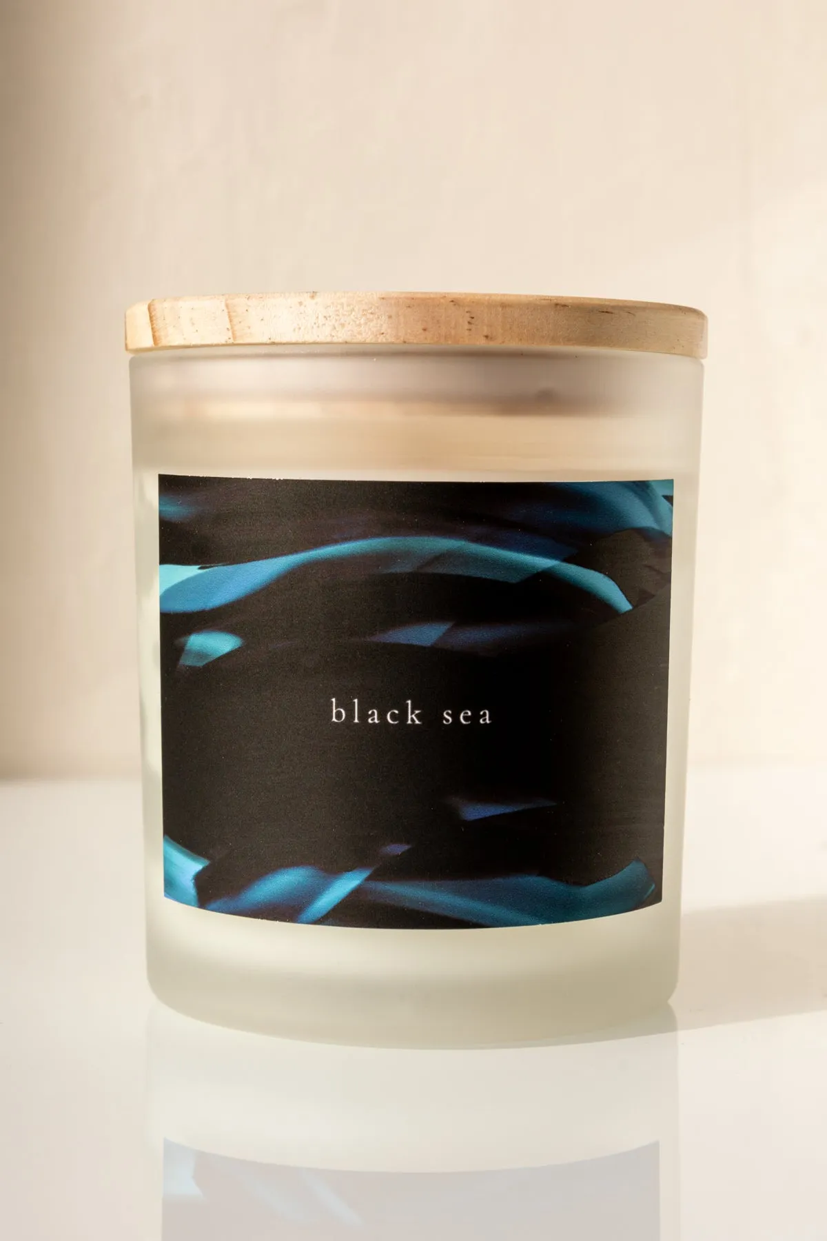 Black Sea Scented Candle with Lid