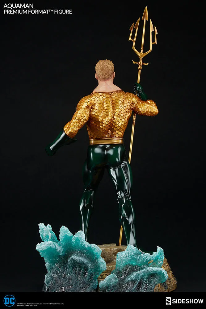 DC COMICS: Aquaman Premium Format™ Figure