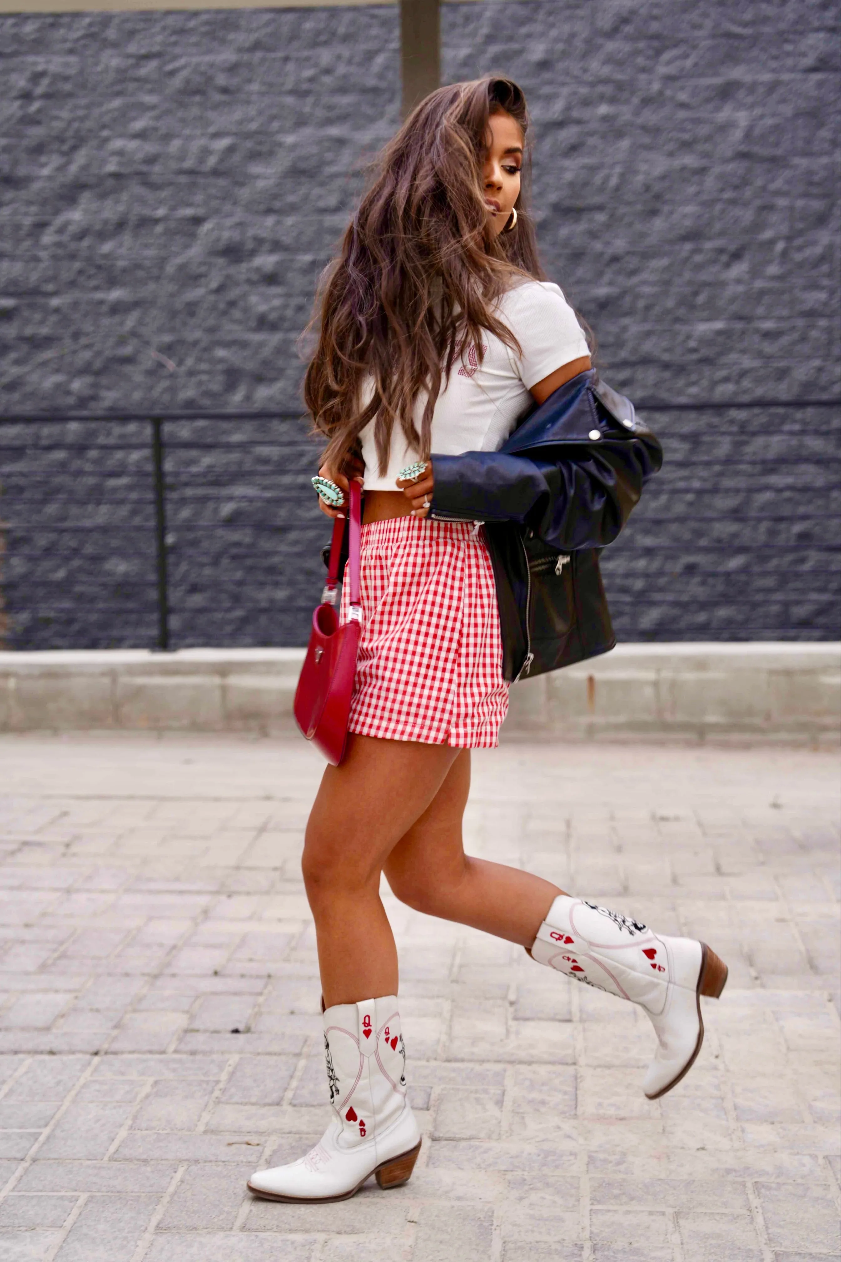 Effortless Shorts Red/White Gingham