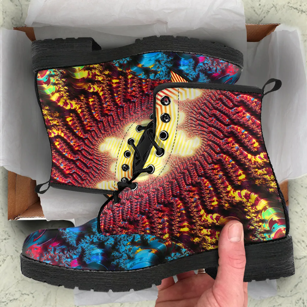 Mandelbrot Buddha: Fractal Meditation | Leather Boots | Makroverset