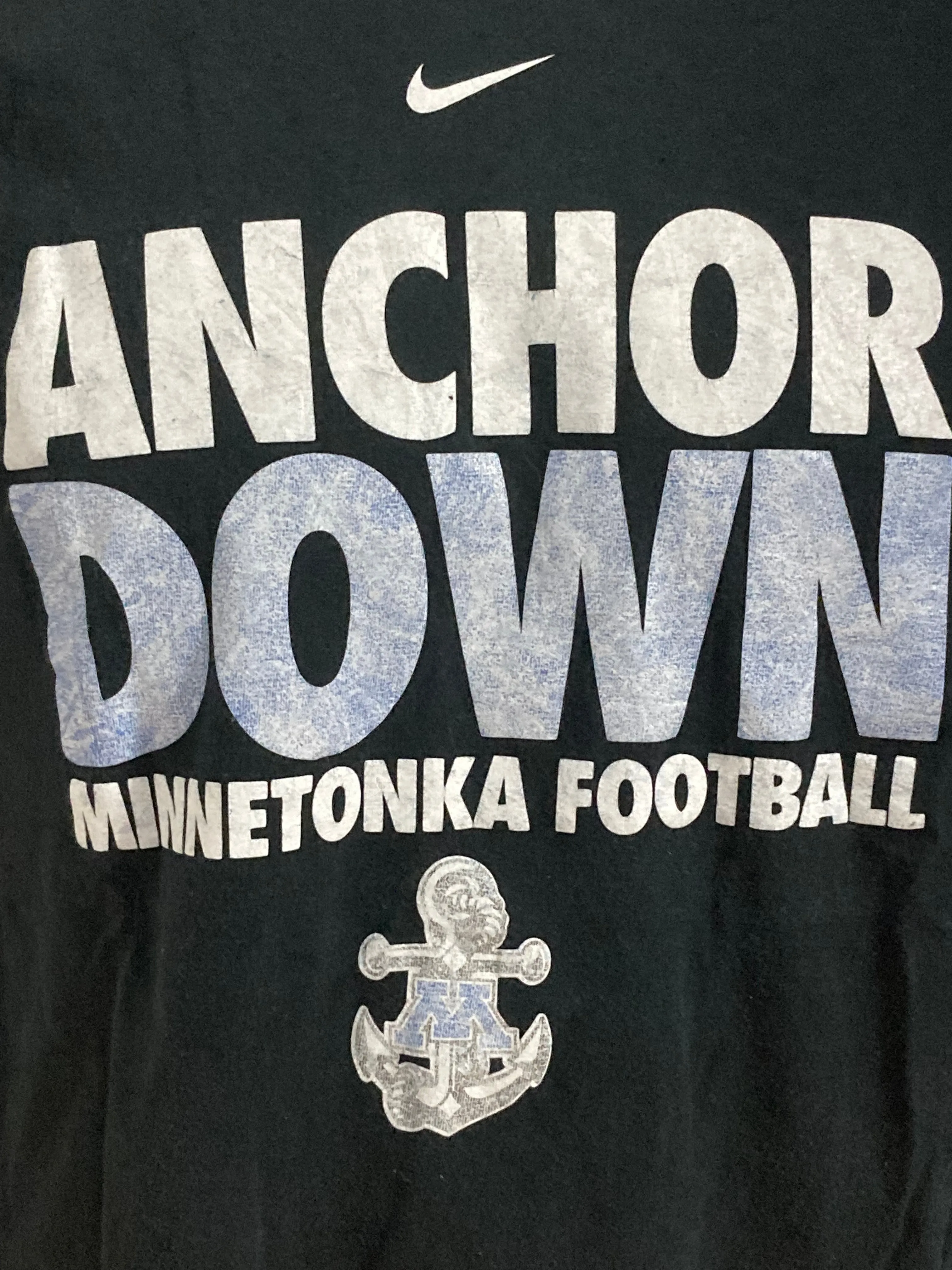 NIKE "ANCHOR DOWN" MINNETONKA FOOTBALL REGULAR FIT Graphic Print Adult T-Shirt Tee Shirt L Lrg Large Black Long Sleeve Shirt