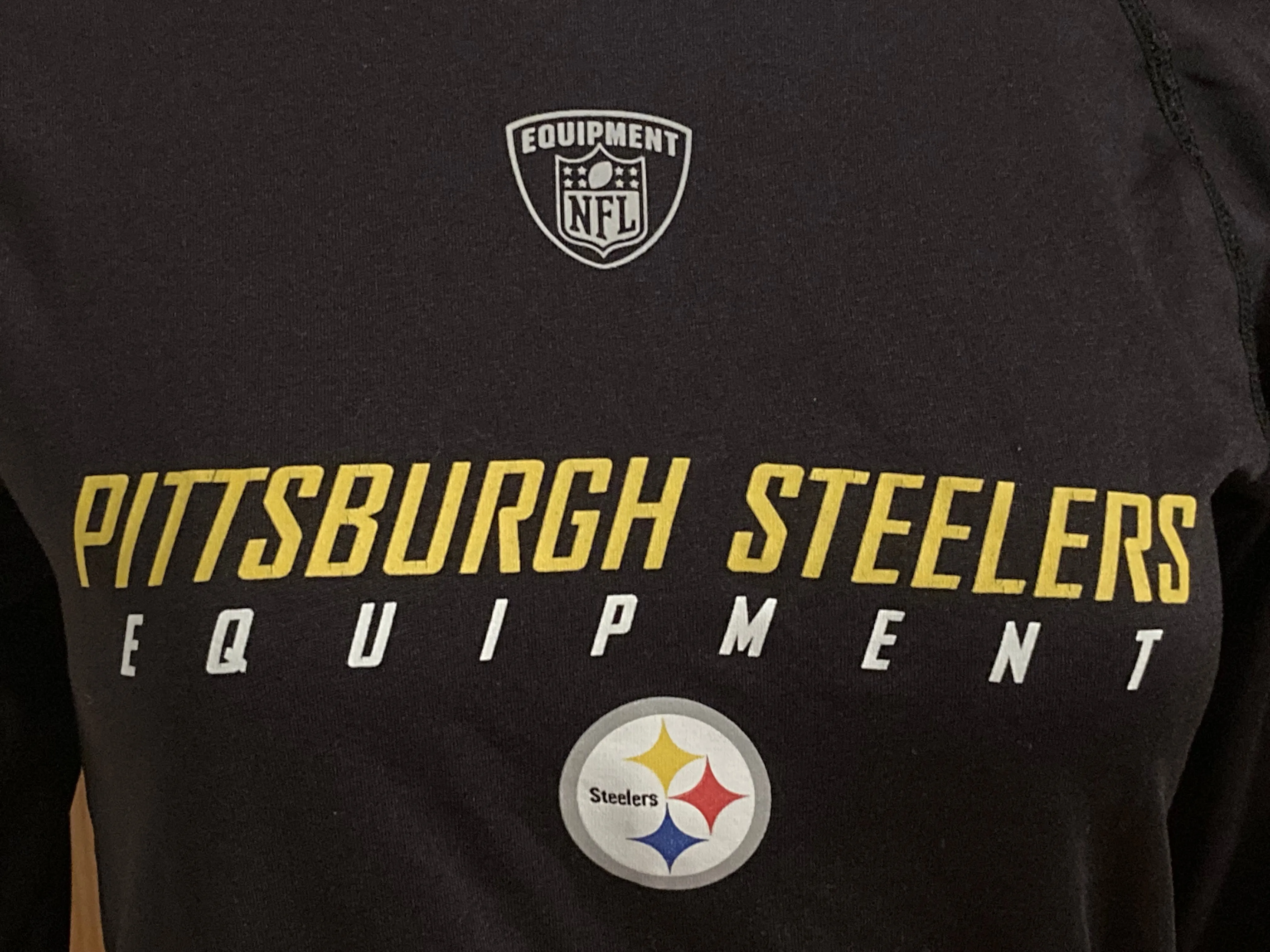 REEBOK "PITTSBURGH STEELERS" NFL FOOTBALL Graphic Print Kids Youth Unisex T-Shirt Tee Shirt M Medium MD Black Long Sleeve Shirt