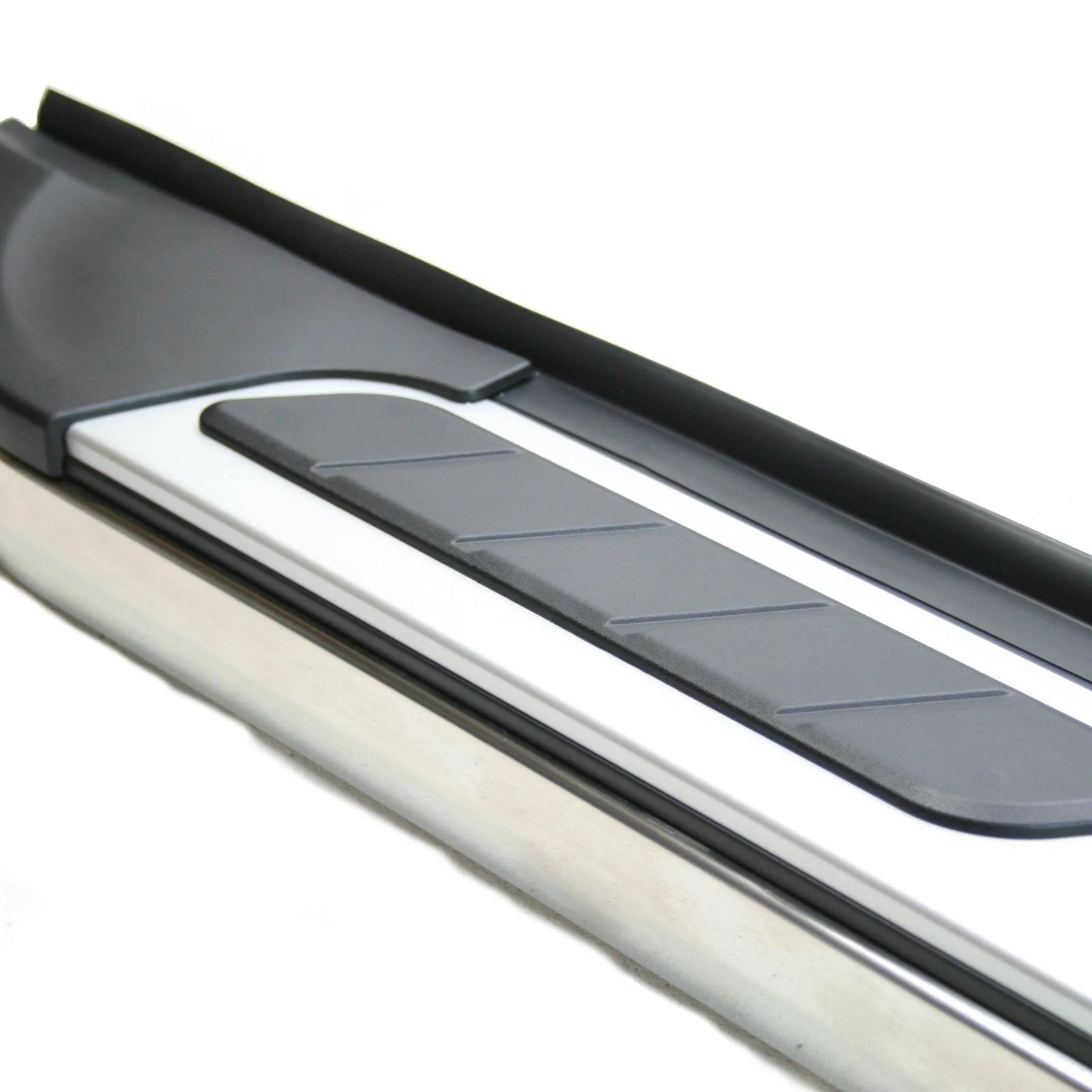 Suburban Side Steps Running Boards for Audi Q4 e-tron (Inc. Sportback)