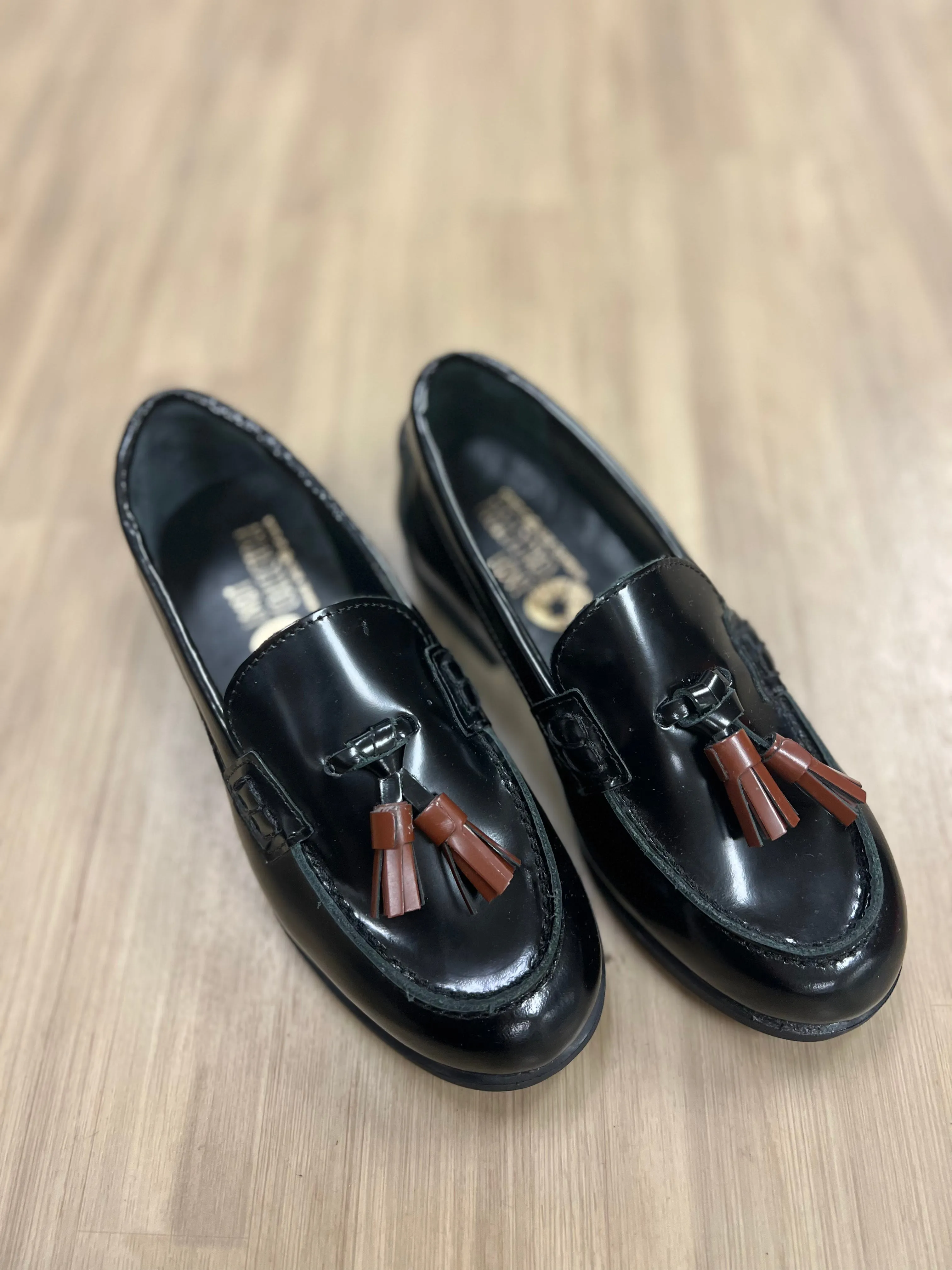 TASSELS CASTELLANO LOAFER BLACK WITH LUGGAGE TASSEL